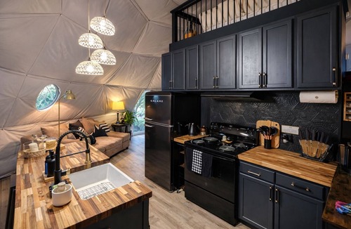 Oatmeal RV Rental | LUXURY STARGAZING GEODOME EXPERIENCE