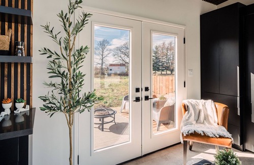 Winona Cabin | Luxury Tiny Home at the Farm - Botanical Oasis