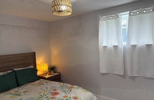 Longueuil Apartment | Magnificent new apartment 15 minutes from Berri-UQAM