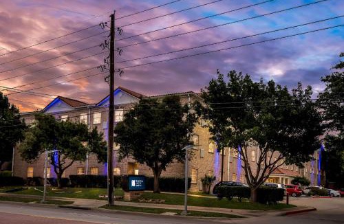 Addison Hotel | MainStay Suites Addison-Dallas