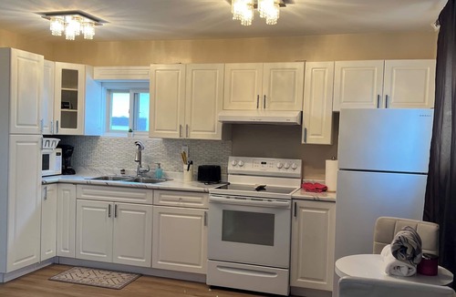 Thunder Bay Apartment | Make yourself at home ♡