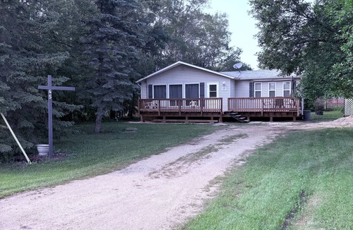 Chalet Beach Cabin | Making memories in Matlock,MB