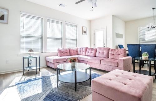 Highlands - Perkins House | Mardi Gras Magic Getaway in Baton Rouge - BC1019