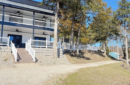 Roach House | Marvelous New 5-bedroom tiny house with AC in charming Roach on the water