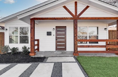 Oak Cliff House | Master bedroom with private bathroom