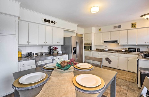 Whitehaven Cottage | Memphis Vacation Rental - 1/2 Mi to Graceland