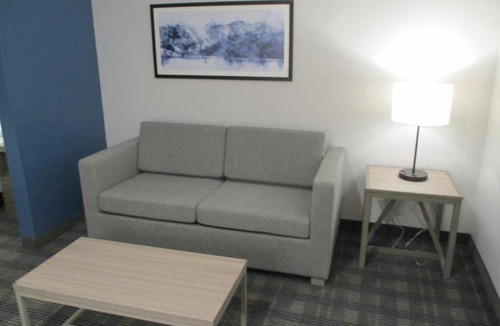 Wills Point Hotel | Merica Inn & Suites