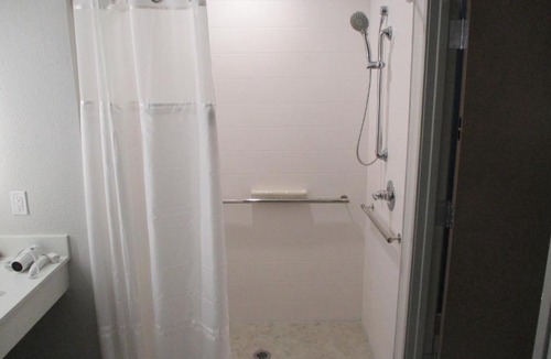Wills Point Hotel | Merica Inn & Suites