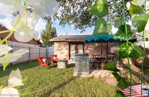 Mesquite House | Mesquite Manor ~ Near Dallas & Rodeo Garage BBQ Yard 3BR 2BA