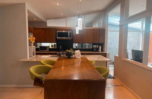 Northwest Dallas House | Mid-Century Modern Oasis w/Pool, Hot Tub & Fire Pit - Perfect for Families!
