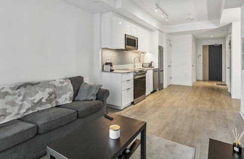 West Don Lands Condo | MID-TERM OCCUPANCY - 6+ MONTH MINIMUM; ELEGANT 1+1 CONDO IN CORKTOWN, TORONTO