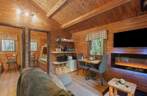 Sainte-Anne-de-Sorel Cabin | Mini Chalet # 2 Domaine de l Archipel