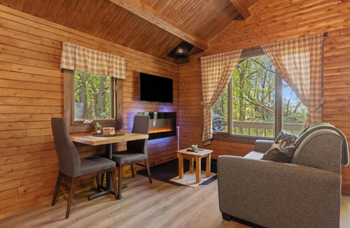 Sainte-Anne-de-Sorel Cabin | Mini Chalet # 5 Domaine de lArchipel