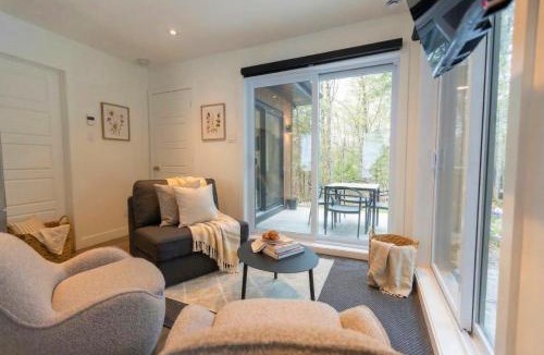 Pine Hill Ski Chalet | Mini Chalet Assinie Spa Privé, Nature & Golf