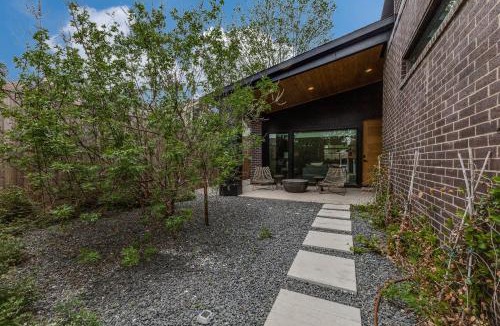 Lower Greenville House | Mod Squad