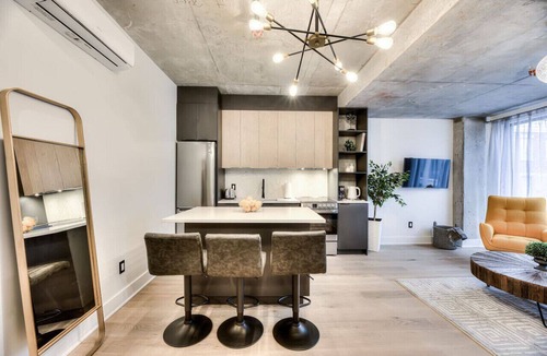 Old Montreal Apartment | Modern 2BR Suite Old Montreal F4