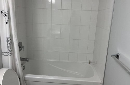 Winnipeg Bed & Breakfast | "Modern 2BR Suite with Private Entrance, Workspace, A/C & Parking in Sage Creek"