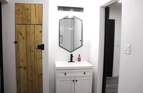 Amarillo House | Modern 3 Bdrm - i40 - 20 mins Palo Duro Canyon