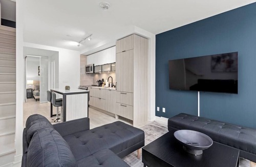 Corktown Apartment | Modern 3BR/2.5BT Home + Free Parking