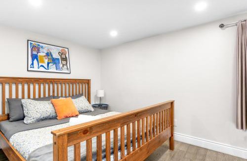 Lowertown Apartment | Modern Basement Flat in the Heart of Historic Ottawa