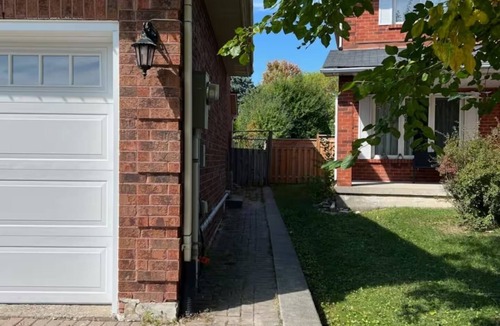 Richmond Hill House | Modern & New Built 2-Bed Apartment – A Must Try! Near Toronto, Free Parking WiFi