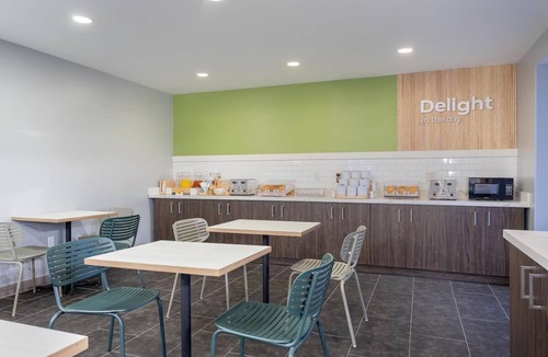 Clarion Hotel | Modern & Peaceful Room for a Serene Stay Near Local Attractions + Free Parking