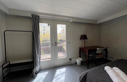 Bayview Village Apartment | Modern Private Room with Bessarion Subway North York