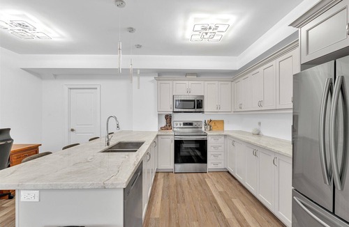 King City Apartment | Modern Private Suite