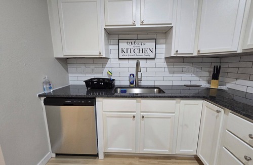 Lawrence House | Modern serene 2-bedroom house with dedicated workspace in Lawrence