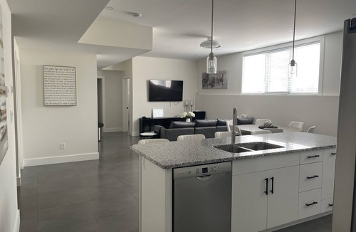 Sudbury Apartment | Modern spacious 2 bedroom apartment, close to all amenities