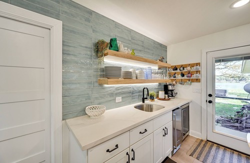 Tow House | Modern, Spacious! Lake Buchanan Retreat w/Hot Tub