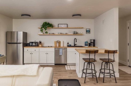 Downtown Anchorage Apartment | Modern Studio Located in the Center of Downtown
