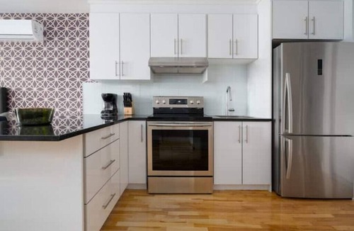 Milton Park Apartment | Modern Stunning Studio - Le Plateau