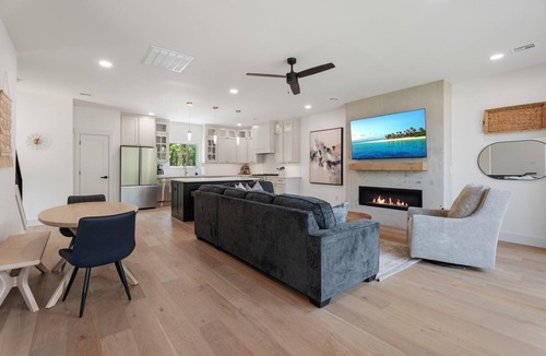 Afton Condo | MONKEY ISLAND LAKE VIEW CONDO, DECK WITH FIRE PIT+GRILL West