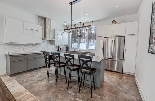 Mont-Tremblant House | Mont Tremblant -Newly Built Home. SKI ,HIKE, EXPLORE NATURE Private Hot Tub!