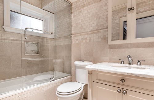 Sainte-Marie House | Montgomery 1