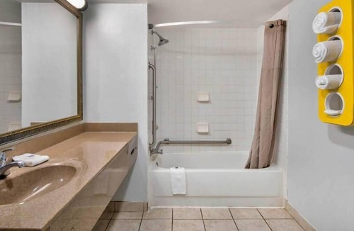 Lafayette Hotel | Motel 6 Lafayette, LA