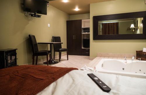 Saint-Charles-Borromee Hotel | Motel Classique