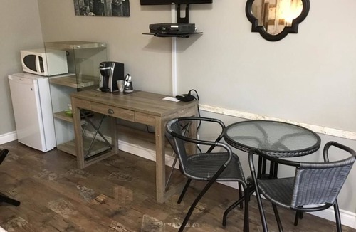 Coaticook Hotel | Motel La Source