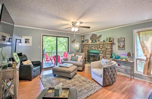 Mount Ida House | Mount Ida Condo w/Balcony + Resort Amenities