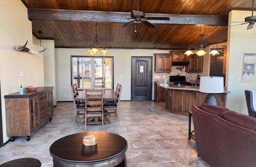 Mount Judea House | Mount Judea Scenic Solitude- Panoramic views!
