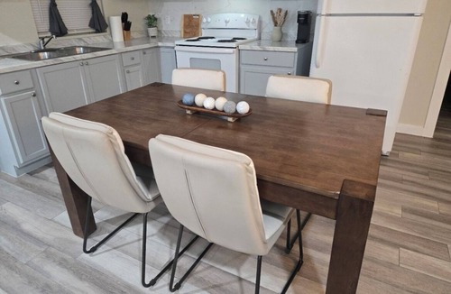 Bonanza Apartment | Mount Trilogy Suite III
