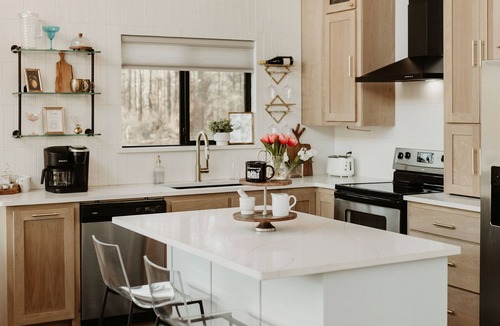 Pickens Cabin | Mountain cabin,Creek access, Hot tub near Hochatown