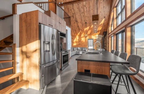 Saint-Philemon House | Mountain chalet with a hot tub | Promontoire-29