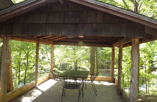 Mount Ida House | Mountain Harbor's four bedroom house by RedAwning
