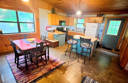 Marshall Cabin | Mountain Retreat Near Buffalo River , Kayaks & Dirt Bike Adventure - -Happy Hawk