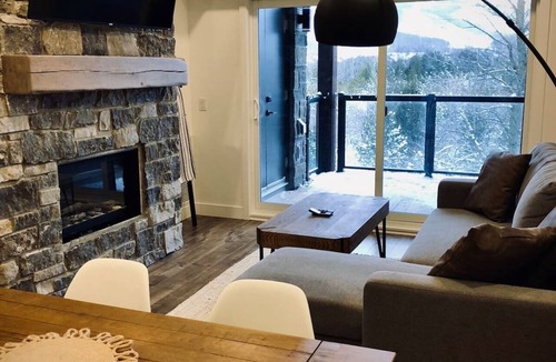 Glen Huron Condo | Mountain View at Mountain House
