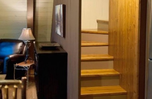 Everton Cabin | Murray's Cabin in the Ozarks (NEW)
