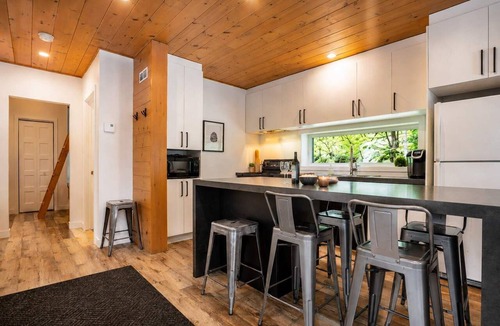La Minerve Ski Chalet | Nature Immersion & Lakeside | Le Randonneur