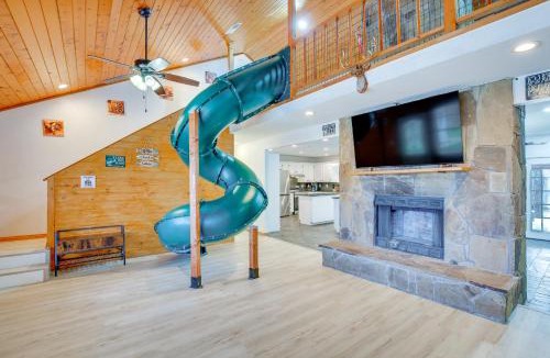 Yantis House | Near Lake Fork: Home w/Fire Pit in Yantis!